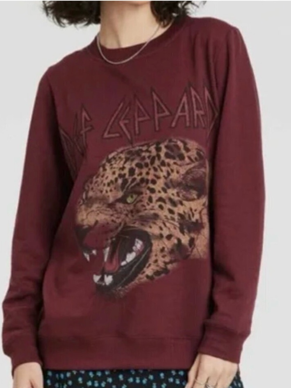 Def Leopard Graphic Burgundy Crewneck Sweatshirt - Size Medium
